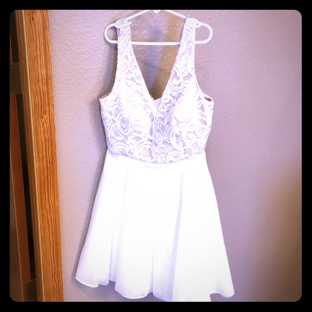 Dear Moon Formal Dress White/Cream/champagne